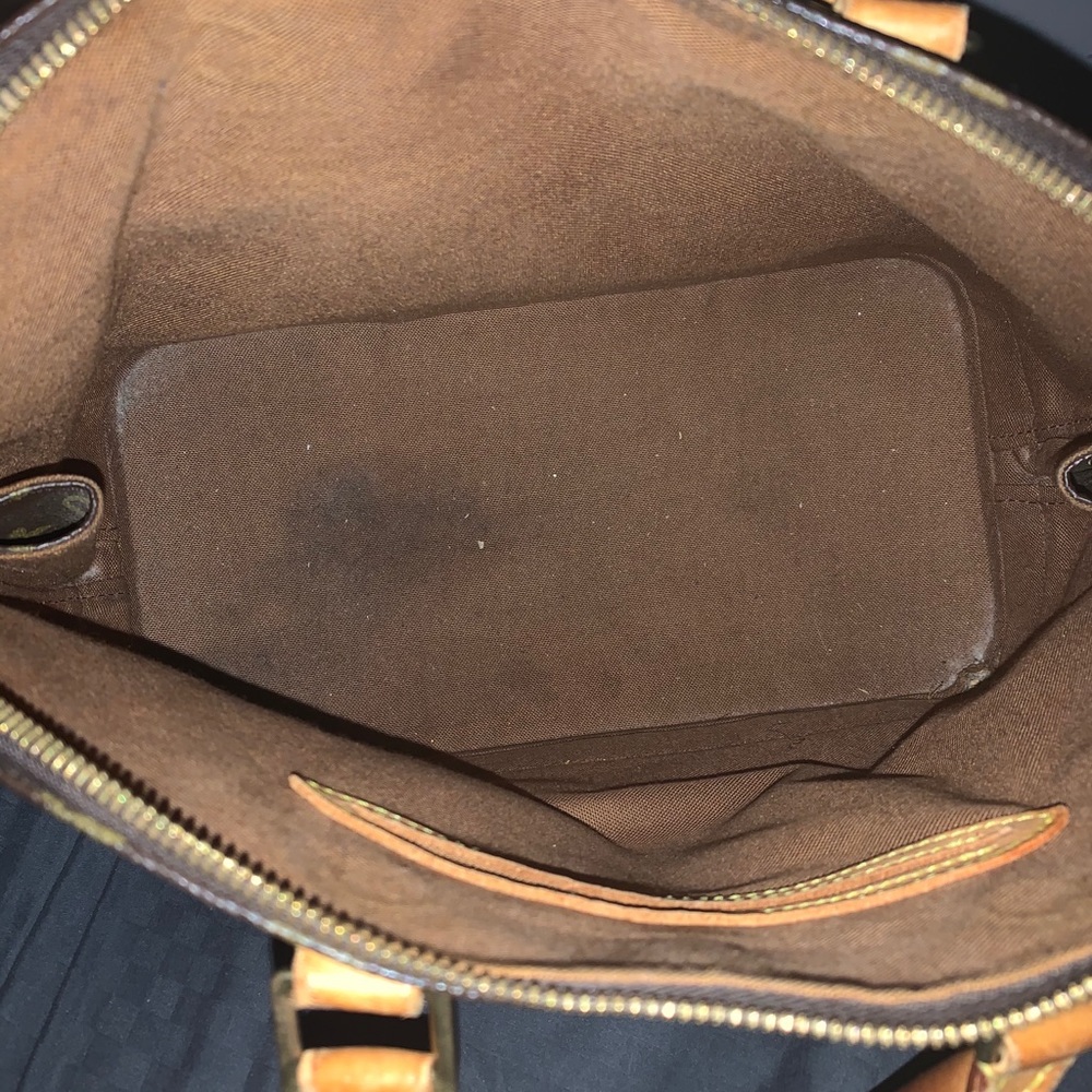 Louis Vuitton Bag - Picture 6 of 16